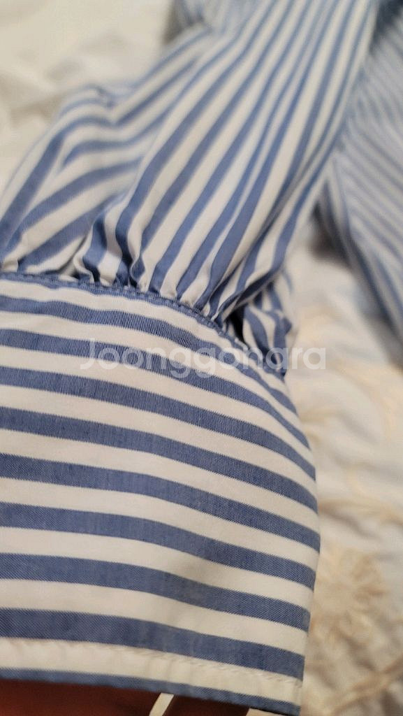 질스튜어트 스트라이프 셔츠(사이즈55)--5