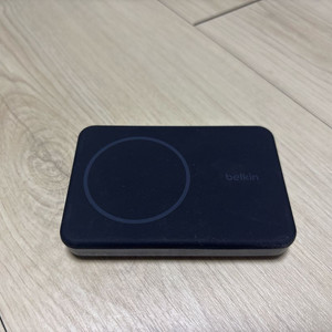 벨킨 Qi3 10W 무선충전기