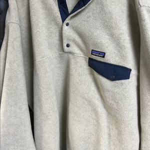 파타고니아 신칠라 헤비웨이트 오트밀 XL 팝니다