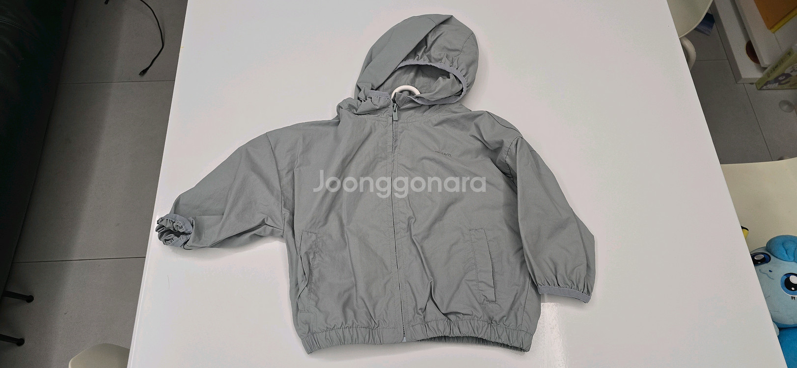 아떼아떼 아동 바람막이 3사이즈(100정도)--0