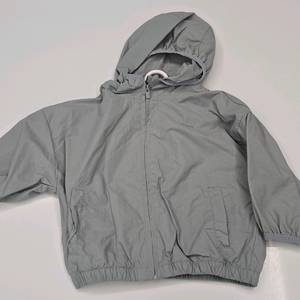 아떼아떼 아동 바람막이 3사이즈(100정도)