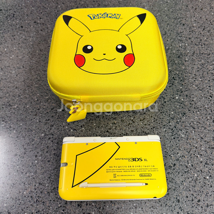 닌텐도 3DS XL 피카츄 에디션--1