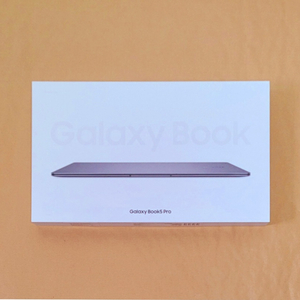 [갤럭시북5] 특A급 NT940XHA-KE51G 급처합니다.(2개월사용/최저가)