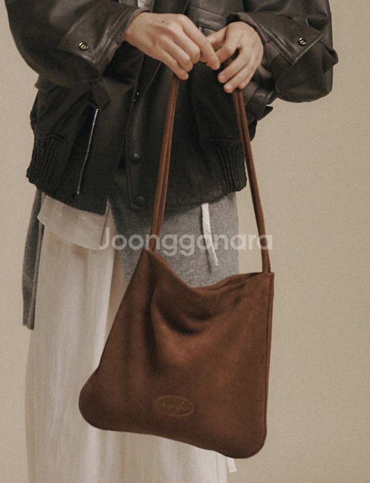 미개봉 새제품 드 메이커 마레 스웨이드 소가죽 숄더백--3