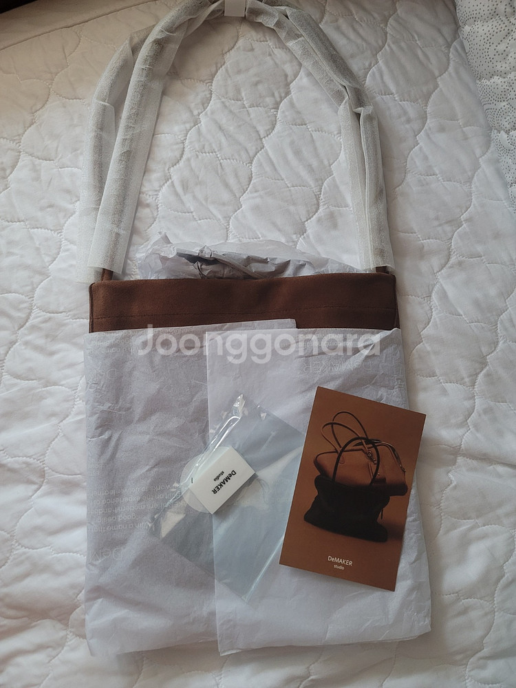 미개봉 새제품 드 메이커 마레 스웨이드 소가죽 숄더백--7