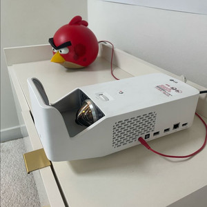 LG 시네빔 HF65LA 프로젝터