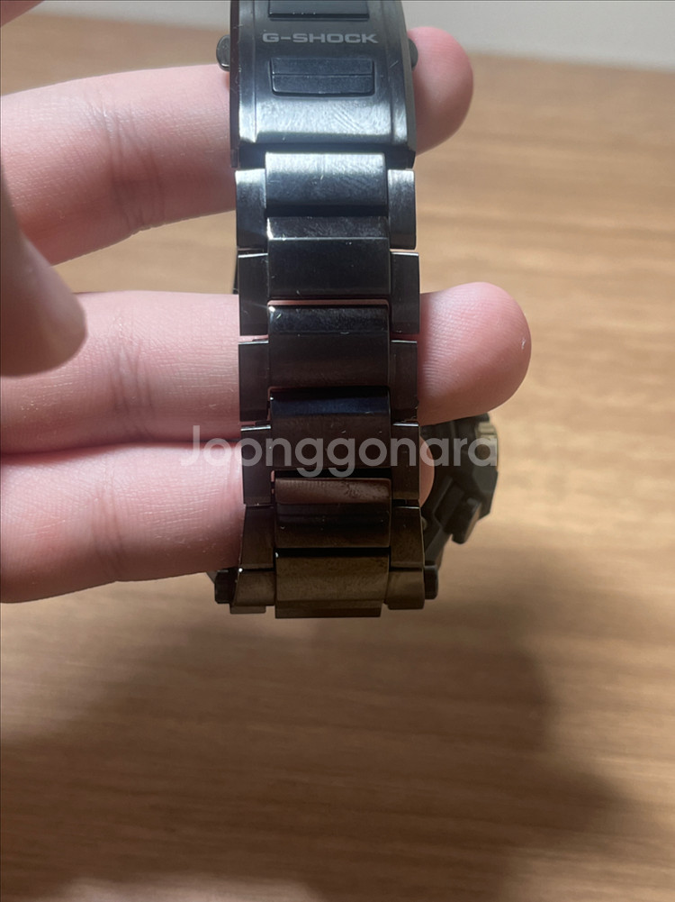 지샥 MTG-B3000BDE 블랙/골드 메탈 시계--2