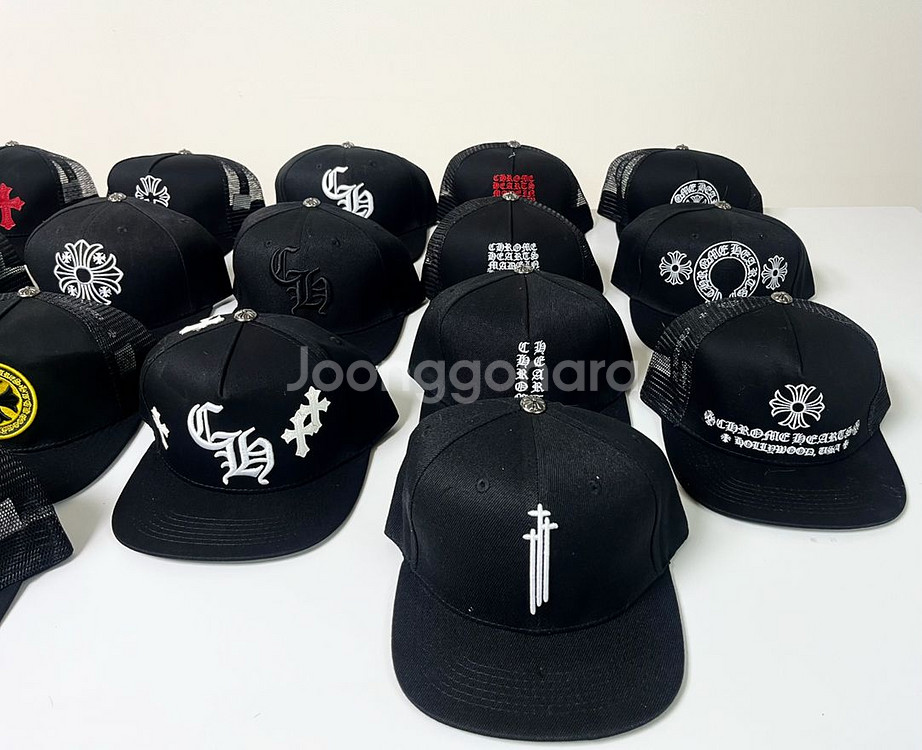 크롬하츠 모자 볼캡 매쉬캡 트러커--1