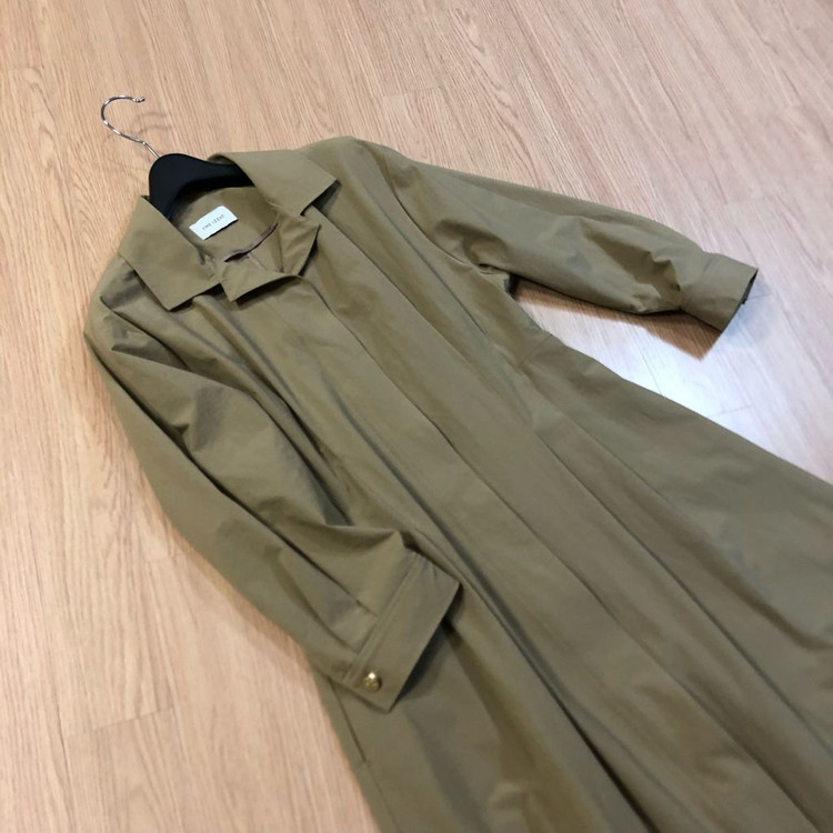 더아이잗 햅번 트렌치 셔츠 바스락 롱 원피스 자켓 코트 이미지