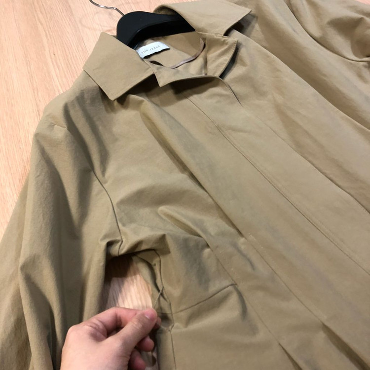 더아이잗 햅번 트렌치 셔츠 바스락 롱 원피스 자켓 코트 이미지