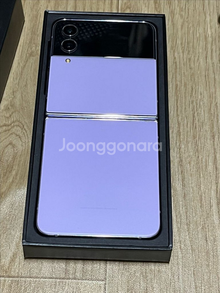 갤럭시 Z플립4 박스풀 판매합니다--2