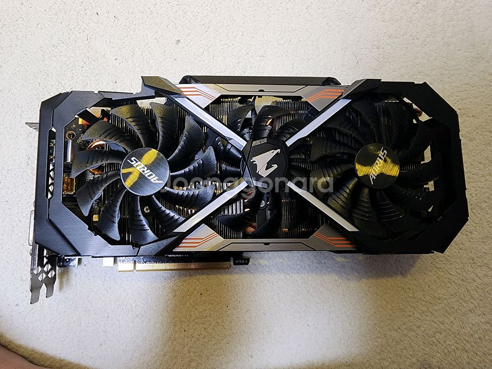 gtx 1080ti 어로스 a급상태 자부.--0
