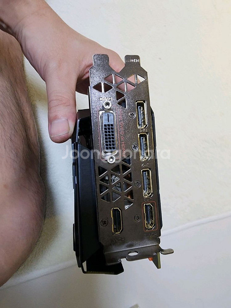 gtx 1080ti 어로스 a급상태 자부.--2