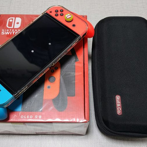 닌텐도 스위치 OLED 본체 + 케이스