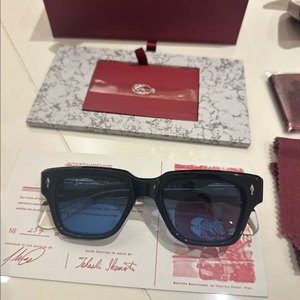 자크마리마지 펠리니 titan 안경