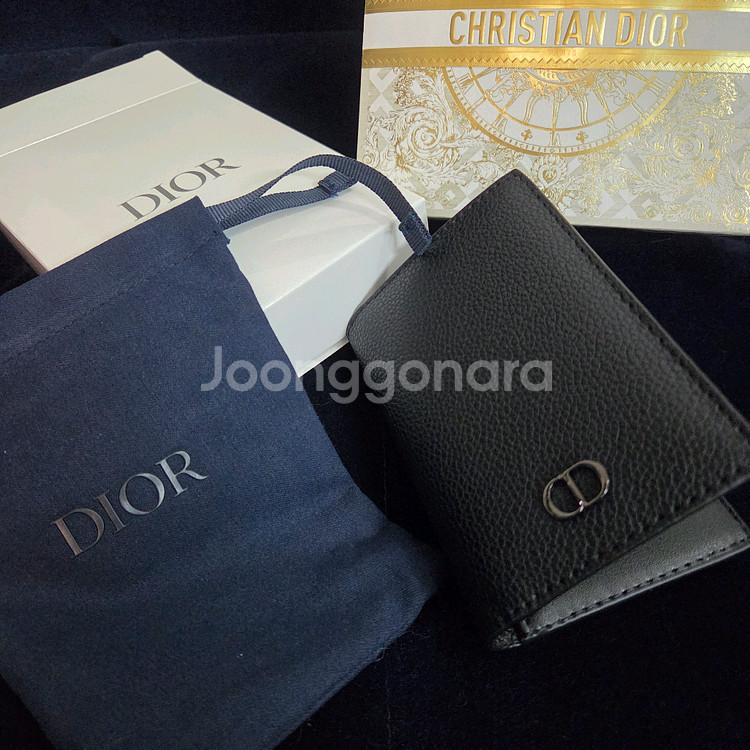 정품 디올 뷰티 가죽 카드지갑--0