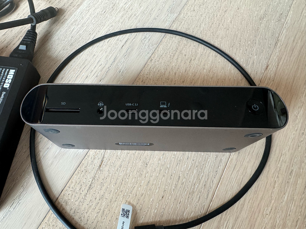 벨킨 썬더볼트4독 C타입 멀티 허브 INC006--1