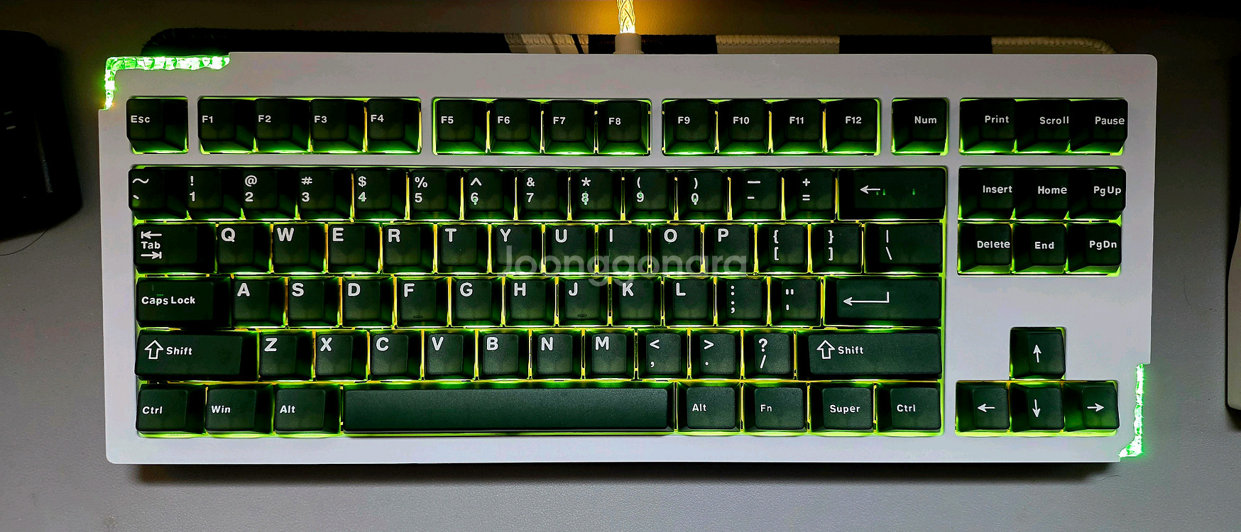 스텔라87 풀알루 키보드 판매합니다--0