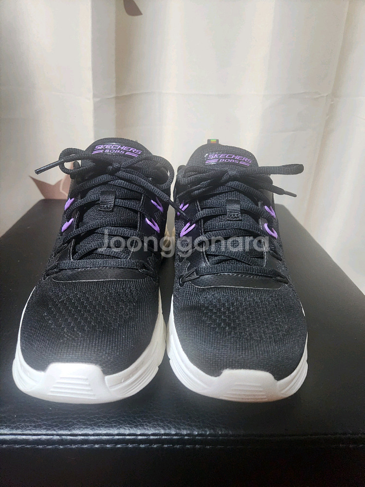 스케쳐스 여성 블랙 색상 운동화--0
