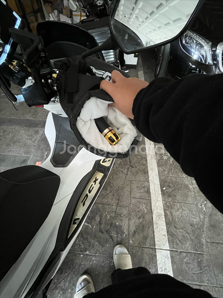 pcx125 21년식 판매합니다--1