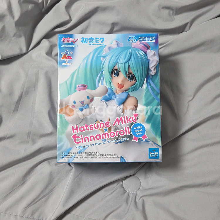 하츠네미쿠 시나모롤 화이트 드레스 세가 루미나스타 피규어--2