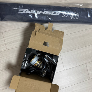 닉스인쇼어862ml (미사용)+ 시마노 울테그라 c3000hg(미사용)