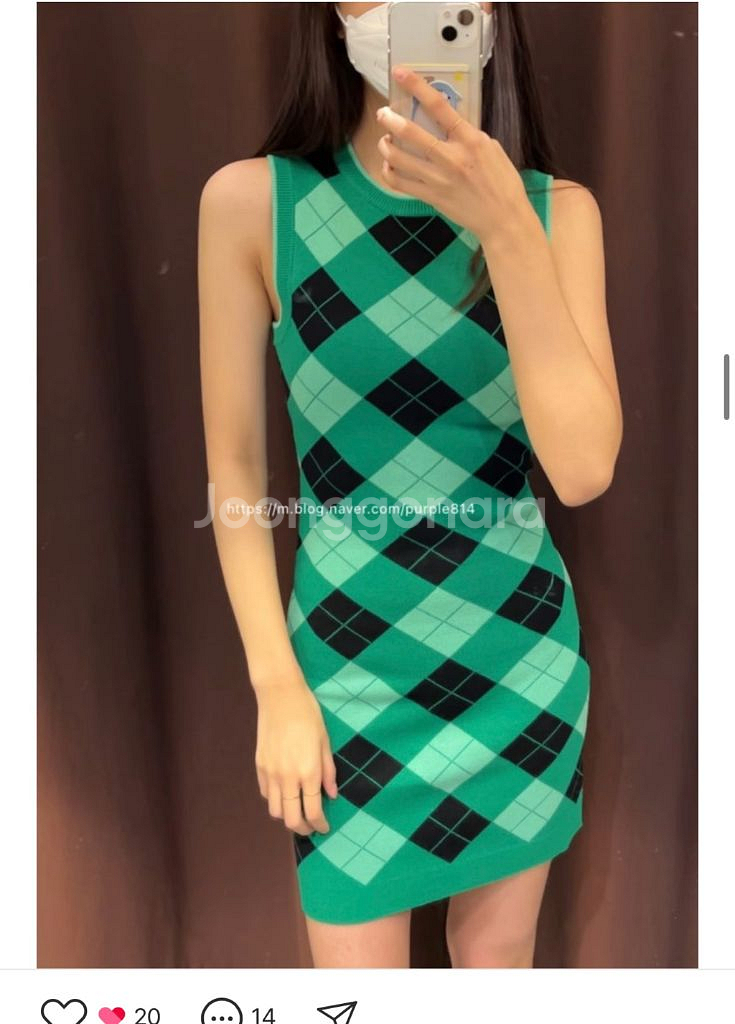 자라 다이아몬드 체크 니트 원피스--2