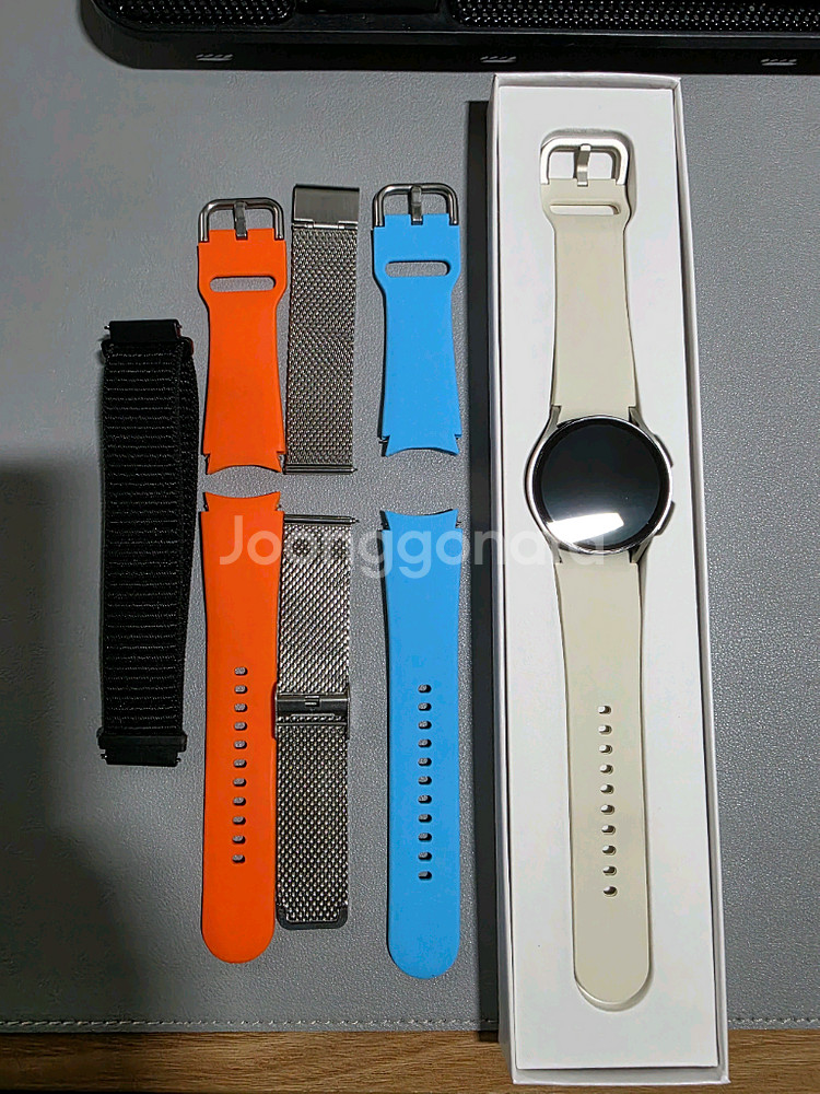 갤럭시워치6 40mm 민트급+스트랩5개--0