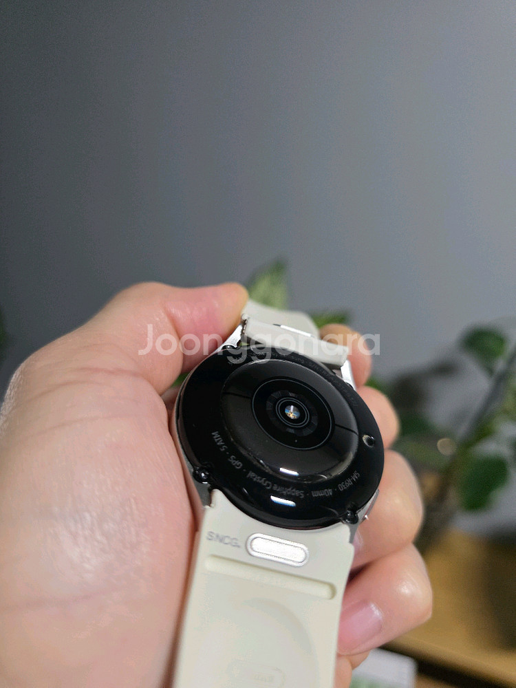 갤럭시워치6 40mm 민트급+스트랩5개--6