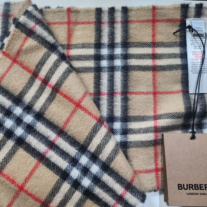 새상품 버버리 캐시미어 체크 미니 머플러 스카프