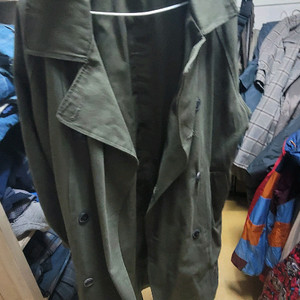 겨울옷장 정리 버버리코트105호 에서110호군복은 아니지만 군복같습니다.판매업자 아닙니다.명폼신발 가방 슈트 버버리