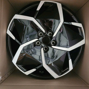 아이오닉5 19인치 휠(새상품)