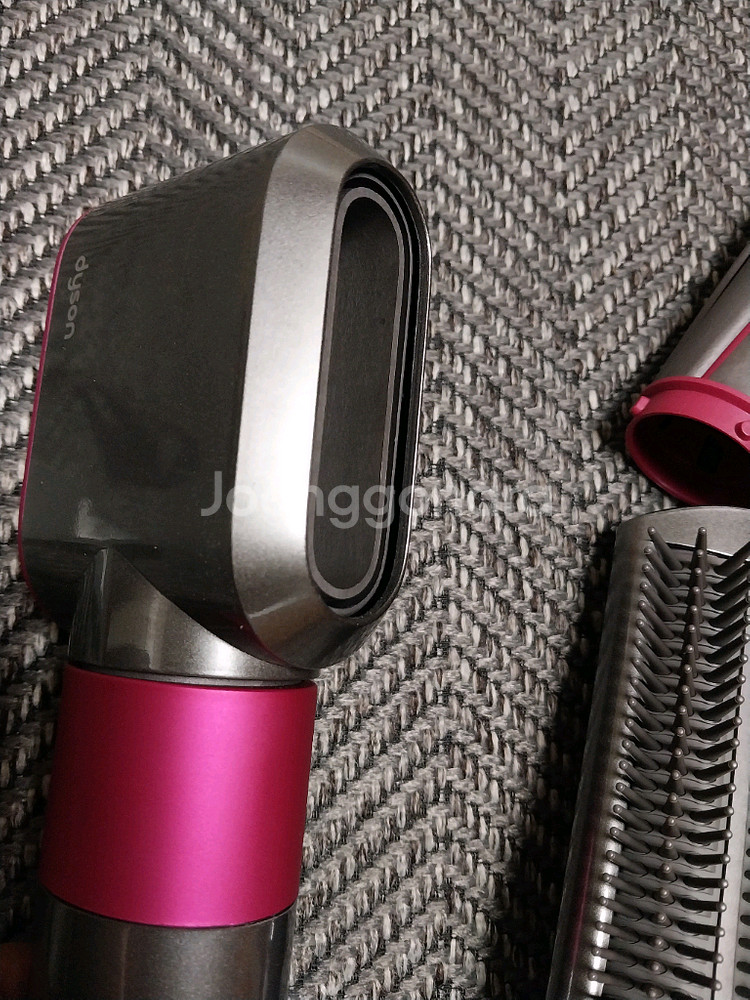 다이슨 에어랩 드라이기--4