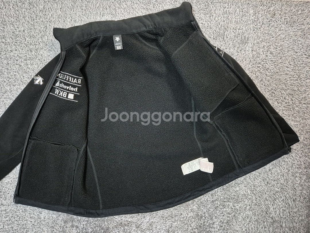 데상트 남성 스키팀 플리스 자켓 100--4