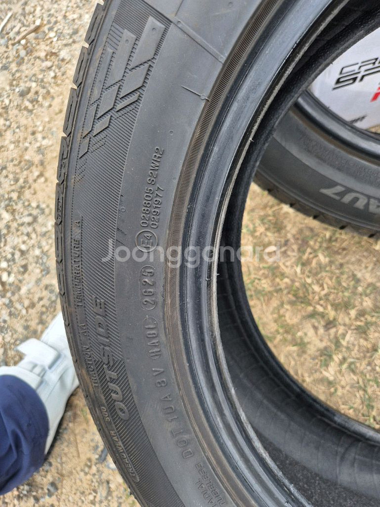 넥센엔페라AU7 215-55R-17--4