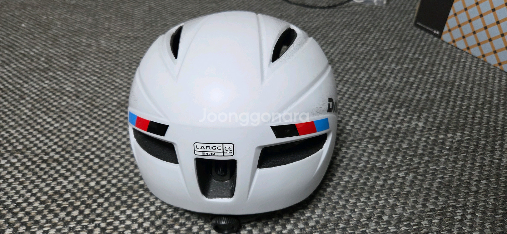 DVIC 에어로 자전거 헬멧 L사이즈--1