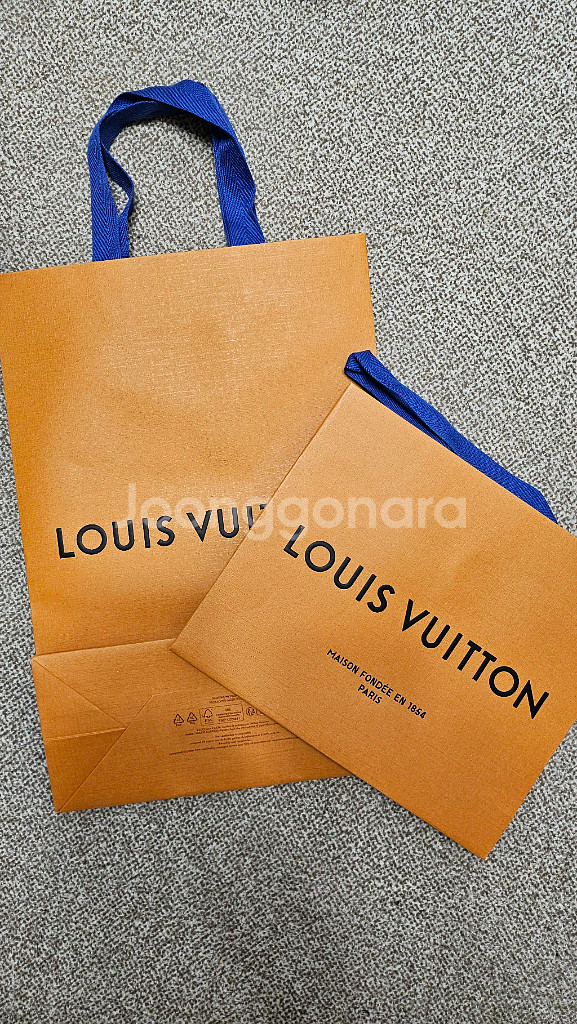 루이비통 / 샤넬 쇼핑백--0