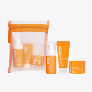 파우(FAU) 웰컴여행용키트+파우치 및 샘플5장