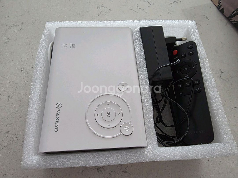 VANKYO Leisure 300 빔프로젝터--3