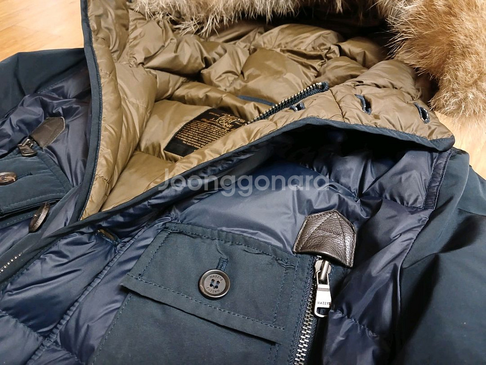 헤지스(정품) 남성 코요테퍼 다운 패딩 자켓 (네이비) (95~100) (상태 좋아요)--1