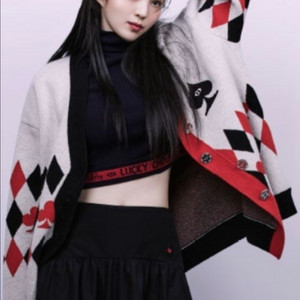 럭키슈에뜨 디즈니 콜라보 가디건