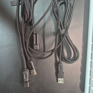 에일리언웨어 프로 무선 게이밍 키보드/마우스