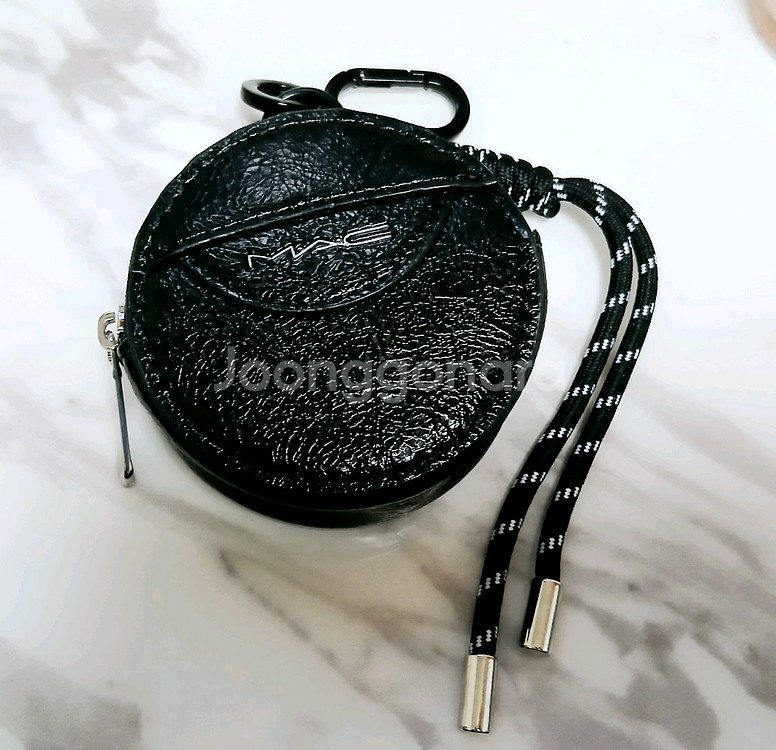 MAC 맥 쿠션 키링 파우치 (새상품)--0