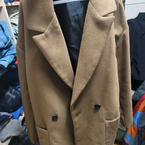 미디에뜨미 코트