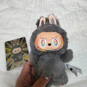 팝마트 코리아 구입 라부부 하이라이트 시크릿 자아 판매 합니다