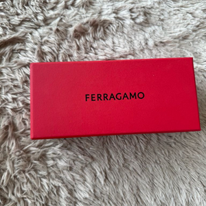 페라가모 선글라스 케이스