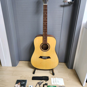 데임 릴리즈 70 통기타 판매 해요 .