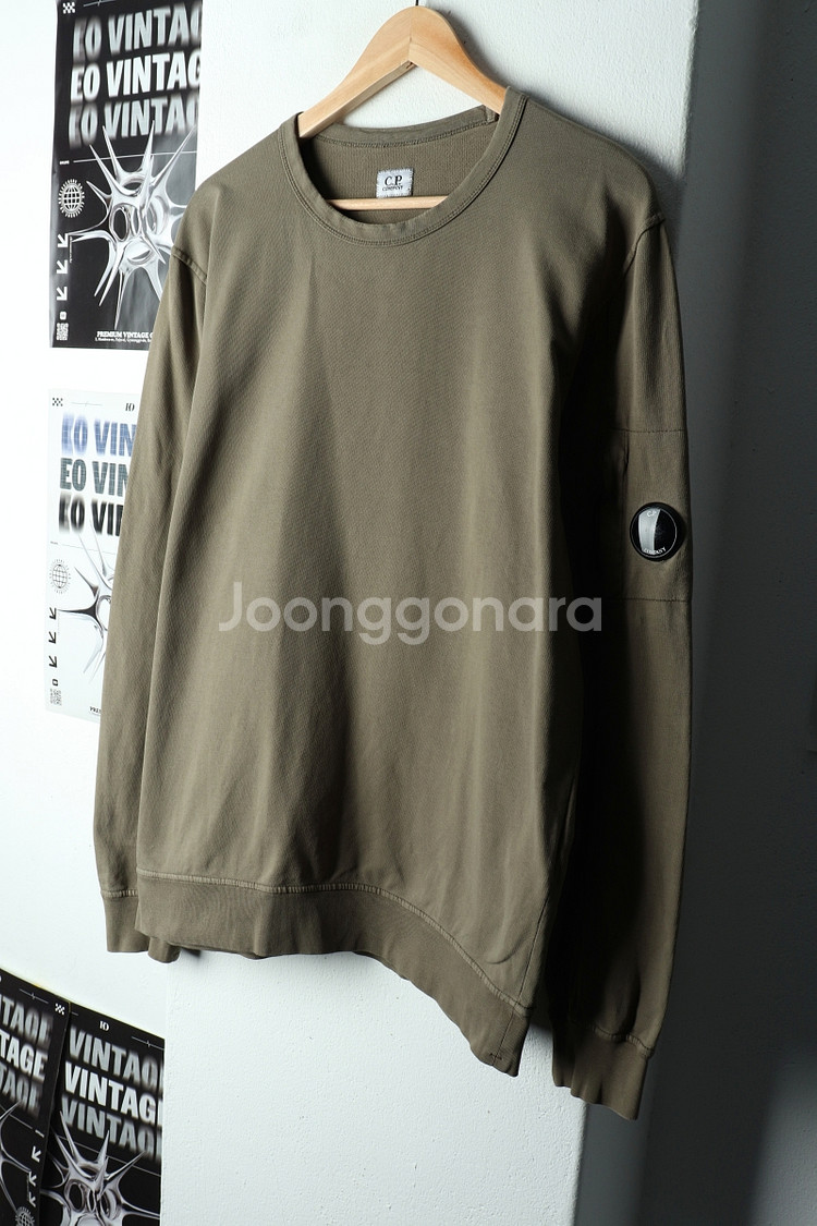 (XL) 씨피컴퍼니 맨투맨 티셔츠 카키 고글 스트릿--0