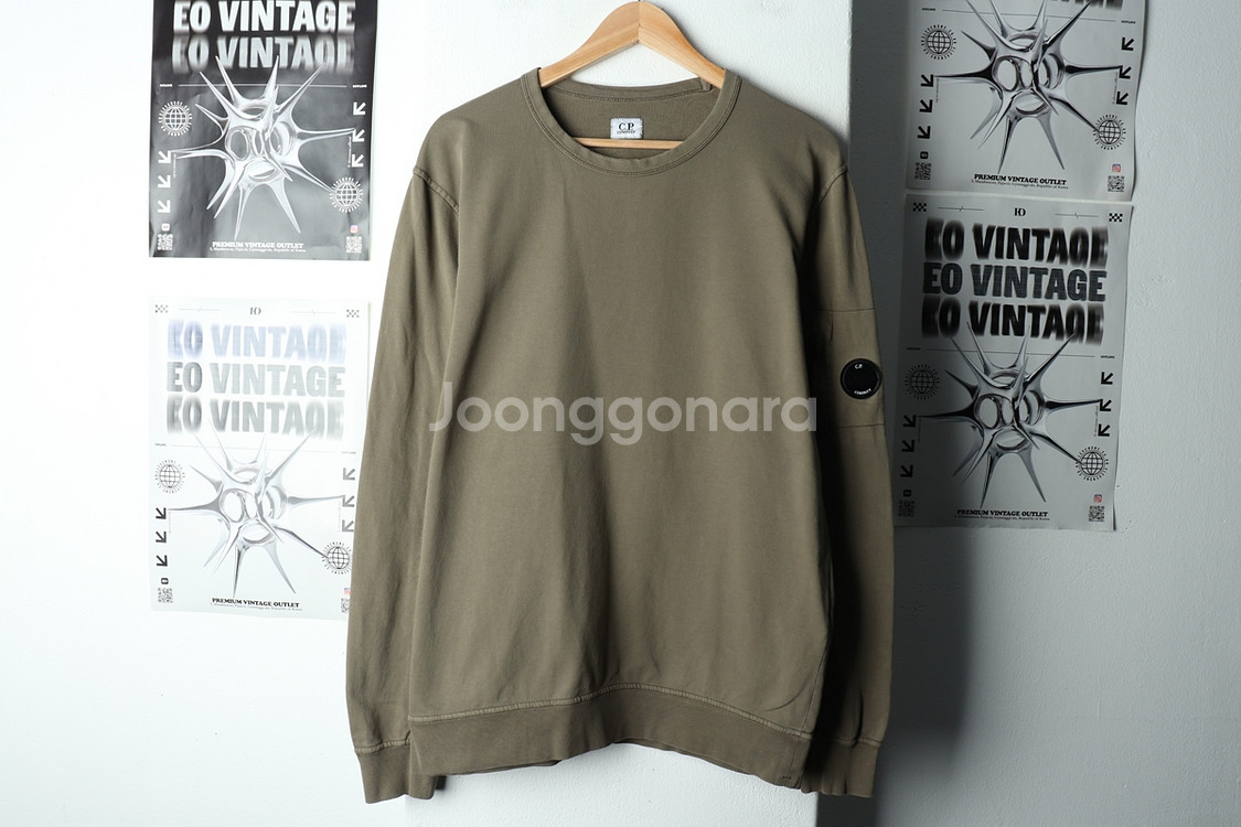 (XL) 씨피컴퍼니 맨투맨 티셔츠 카키 고글 스트릿--1