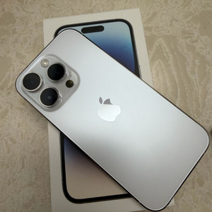 아이폰 14프로 256gb 실버 (배터리교체완)
